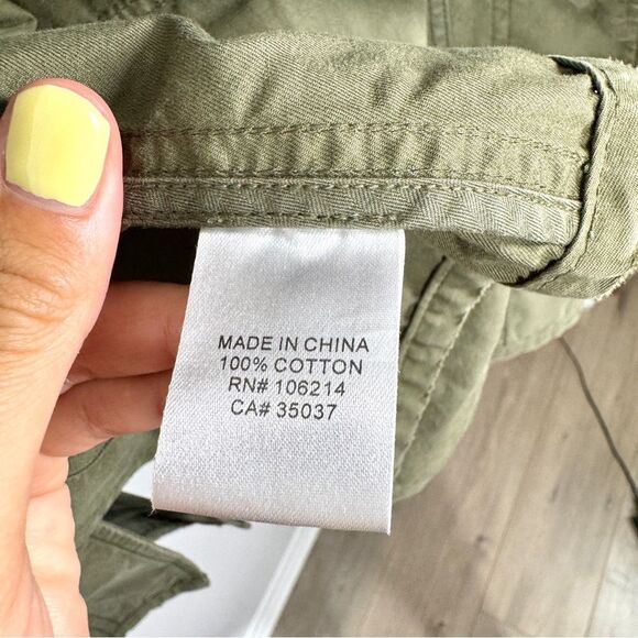 Joe's Jeans Women's Size Large Olive Green Button Front Cargo Snap Pocket Jacket - Picture 4 of 9